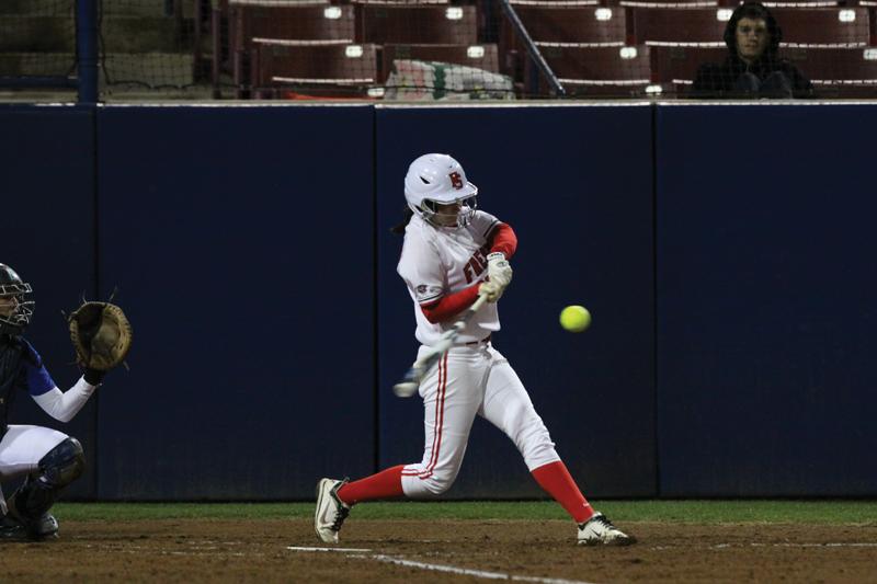 Softball: ’Dogs gear up for Pac-12 foes 