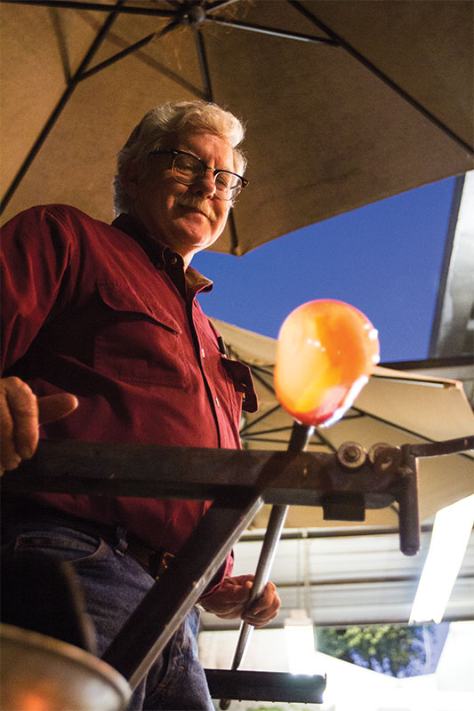 Glass-blowing class offers students creative outlet