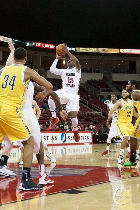 Mens Basketball: Dogs take two in Fresno State Classic