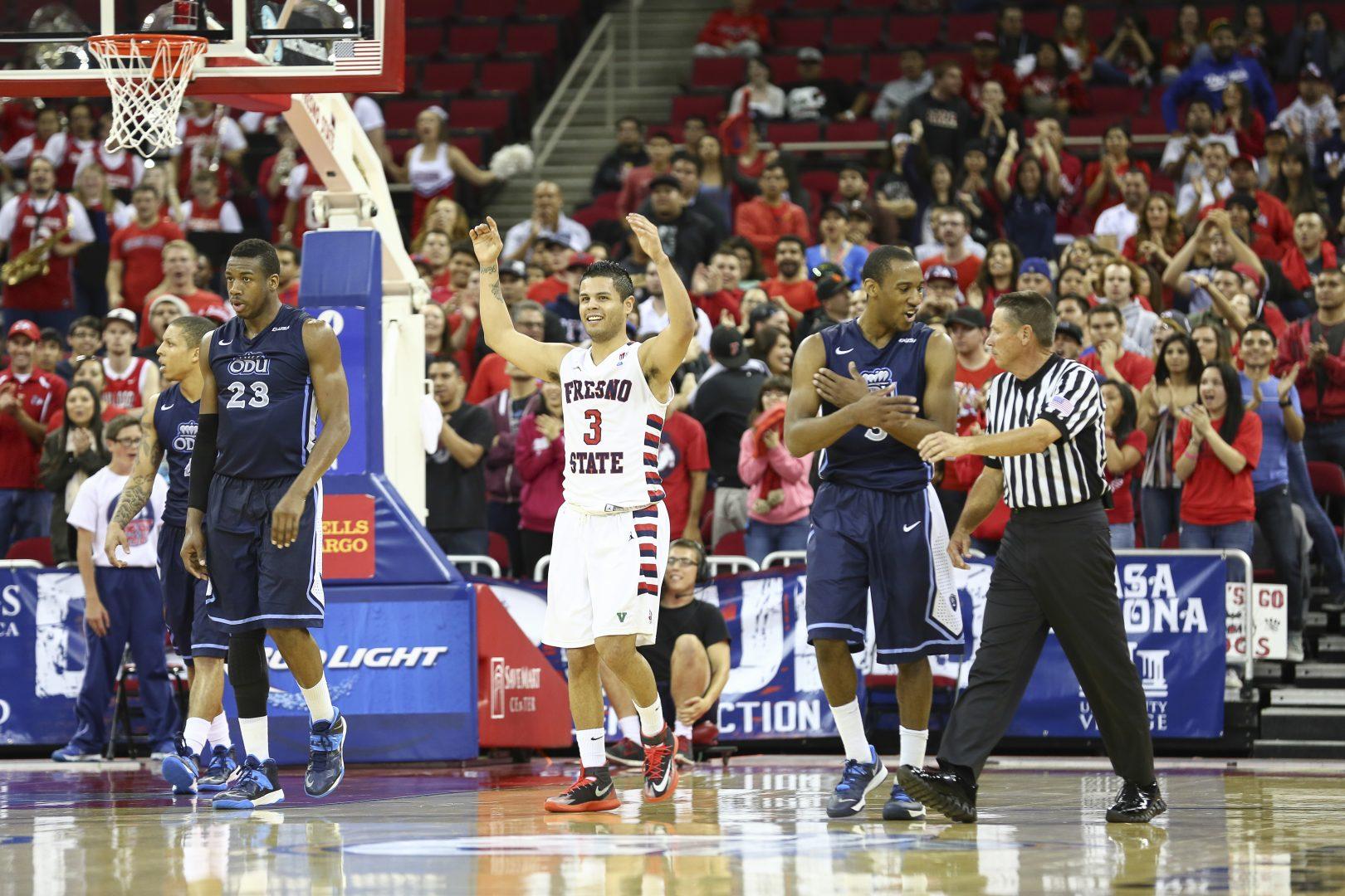 Fresno+State+guard+Cezar+Guerrero+celebrates+with+the+crowd+toward+the+end+of+the+Bulldogs+71-64+victory+over+Old+Dominion.+Photo+by+Matt+Vieira%2FThe+Collegian