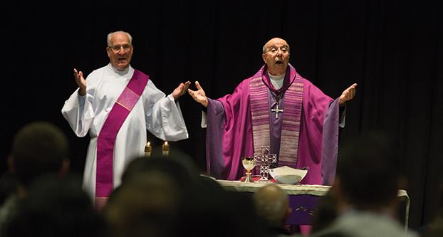 Hundreds gather for Ash Wednesday service on campus