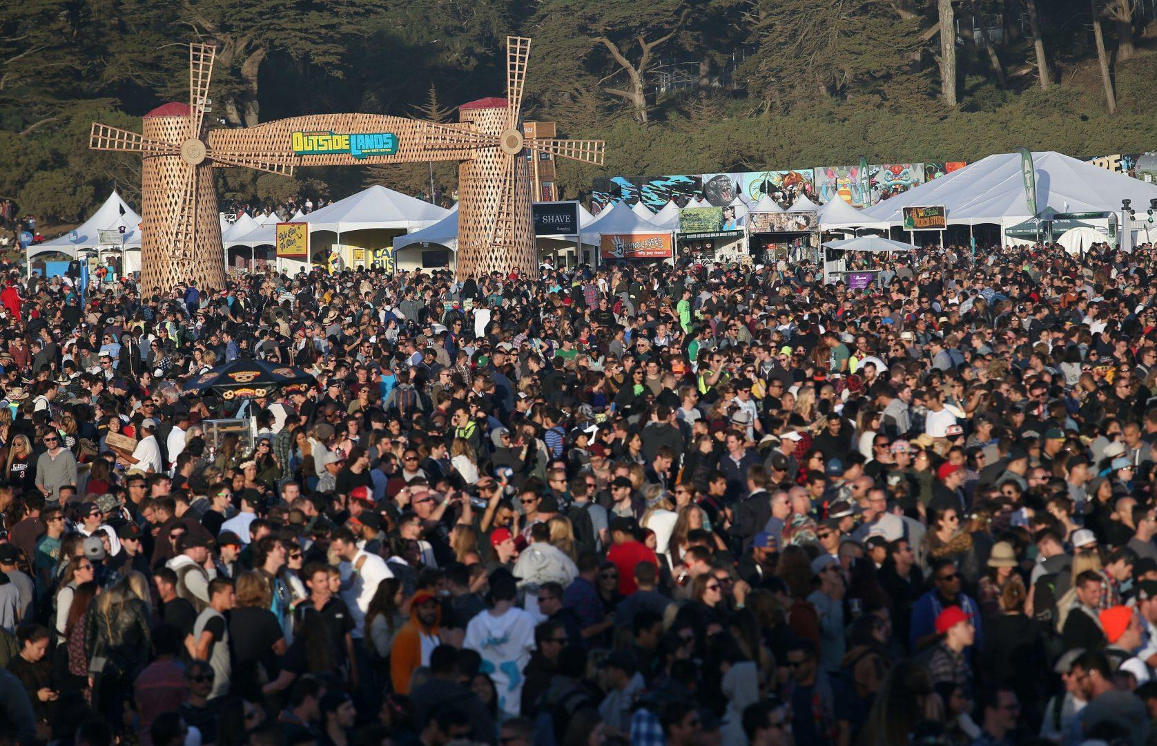 A+view+of+the+crowd+at+the+Land%E2%80%99s+End+stage+during+day+one+of+the+Outside+Lands+music+festival+at+Golden+Gate+Park+on+August+8%2C+2014.+The+festival+runs+through+Sunday.++%0AJane+Tyska%2FBay+Area+News+Group%2FTNS