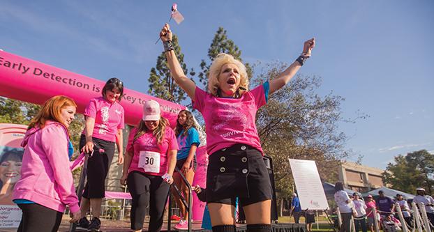 Thousands run on campus to raise breast cancer awareness