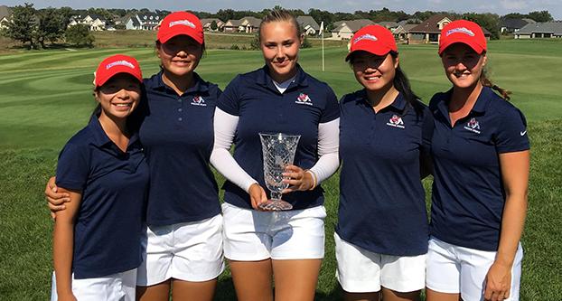 The Fresno State women’s golf team poses after winning second place at the Johnie Imes Invitational hosted by the University of Missouri, at the Club at Old Hawthorne on Tuesday. (Courtesy of Fresno State Athletics)