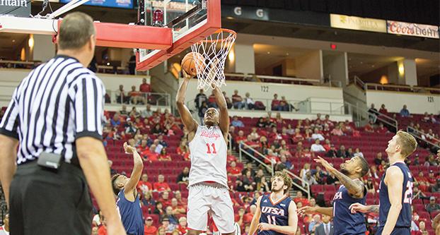Freshman forward Bryson Williams goes up for a layup against UTSA on Nov. 11, 2016, at the Save Mart Center. (Christian Ortuno/ The Collegian)