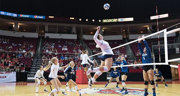 Junior Brielle Hefner (#21) attempts to make a kill against Bakersfield at the Save Mart Center on Sept. 5, 2017. (Alex Soto/ The Collegian)