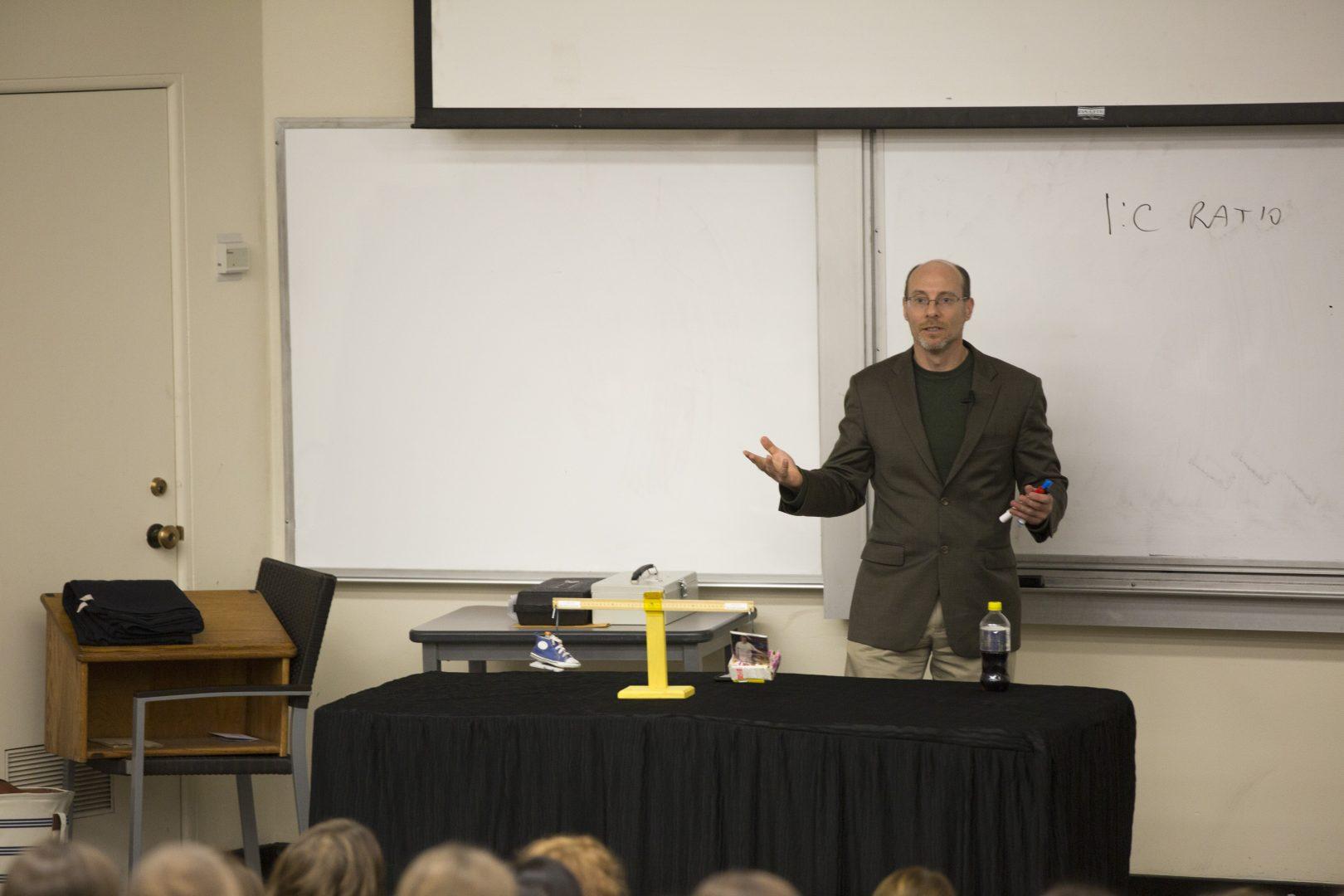 More than a hundred students, practitioners and members of the diabetic community attended a the lecture, which featured award-winning diabetes educator Gary Scheiner on Wednesday Nov. 15, 2017. (Daniel Avalos/The Collegian)