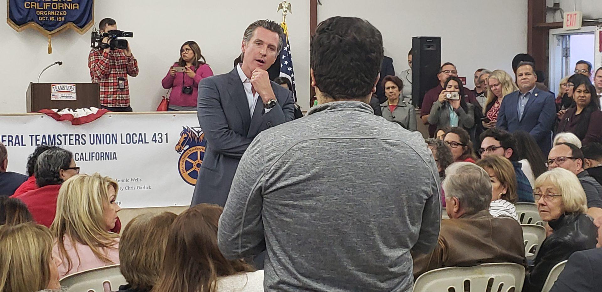 California+Gov.-elect+Gavin+Newsom+fields+a+question+from+a+Central+Valley+resident+during+a+community+open+forum+in+Fresno+on+Dec.+7.+%28Seth+Casey%2FThe+Collegian%29