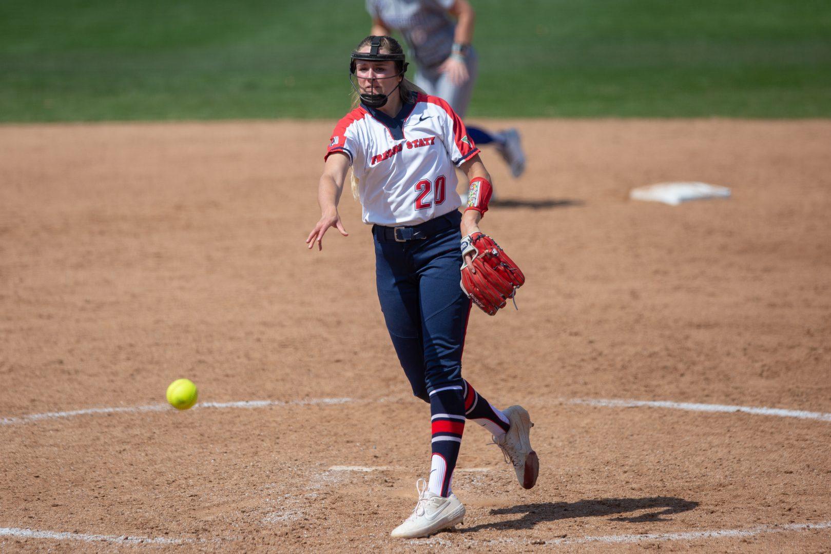 Fresno State’s Danielle Lung throws a pitch during the Bulldogs’ 4-3 win over San Jose
State in the series finale at Margie Wright Diamond on Sunday, March 24, 2019. (Jose Romo
Jr./The Collegian).