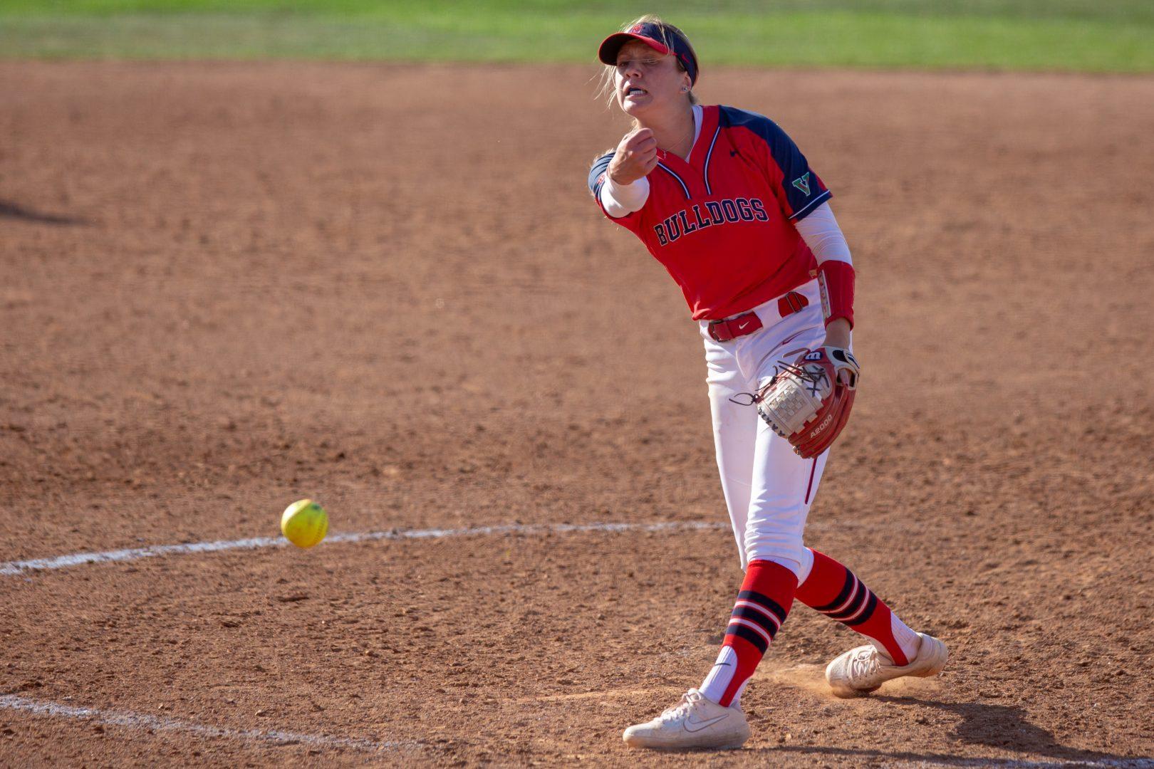 Fresno State sophomore Hailey Dolcini throws a pitch during the Bulldogs’ 5-3 victory
over CSU Bakersfield in the Fresno State Invitational at Margie Wright Diamond on March 31,
2019. (Jose Romo Jr./The Collegian).