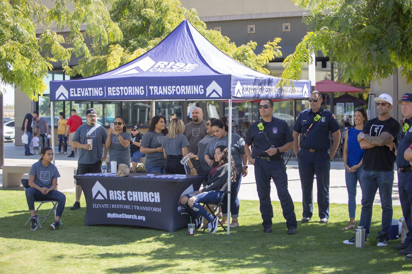 Rise Church and Clovis fire department host Lunch for Love at Campus Pointe on Saturday, Sept. 21, 2019.  (Larry Valenzuela/The Collegian)