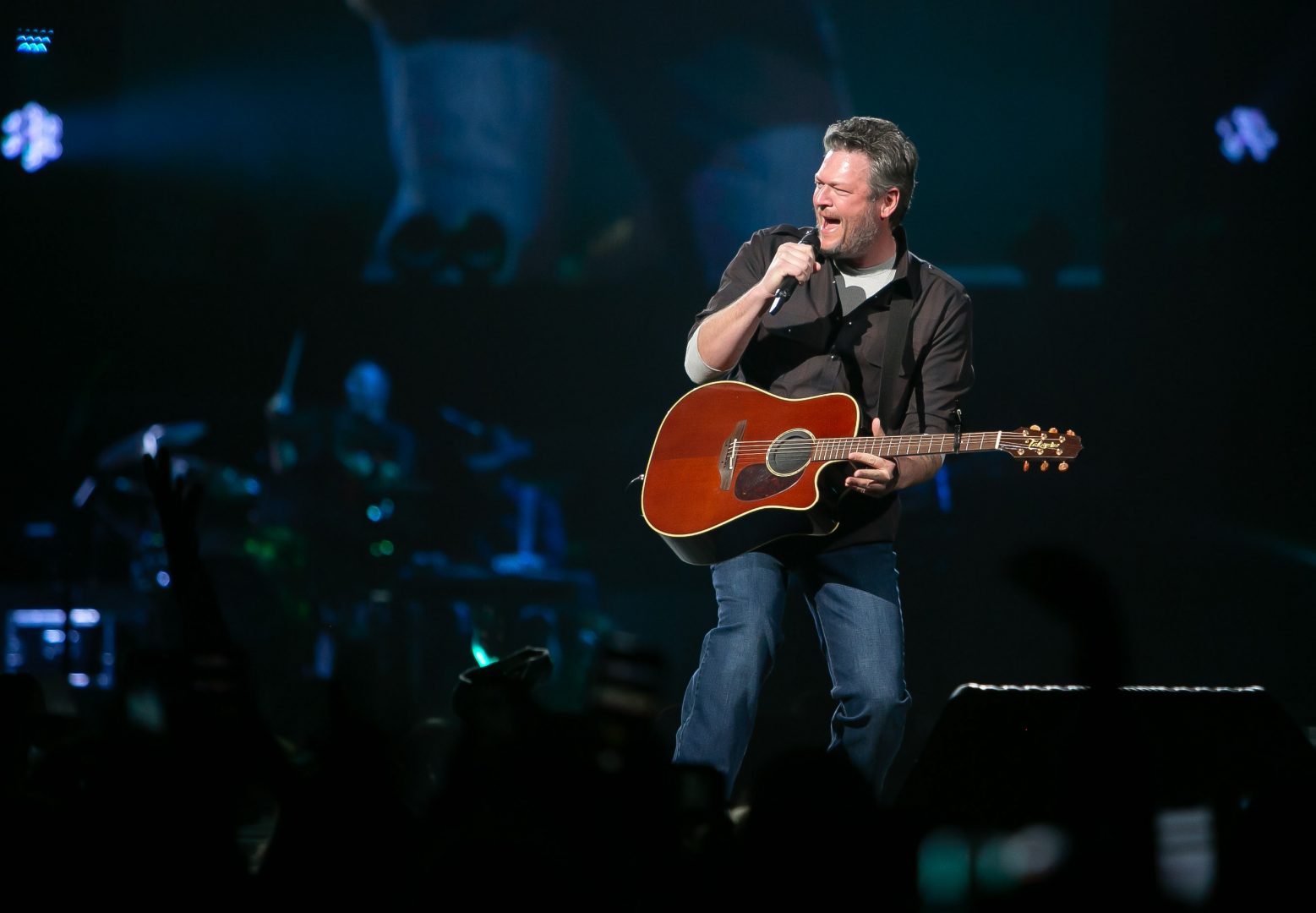 Blake Shelton returns to to the Save Mart Center for his tour, Friends and Heroes on Friday, Feb. 21, 2020.  Photo by: Larry Valenzuela 