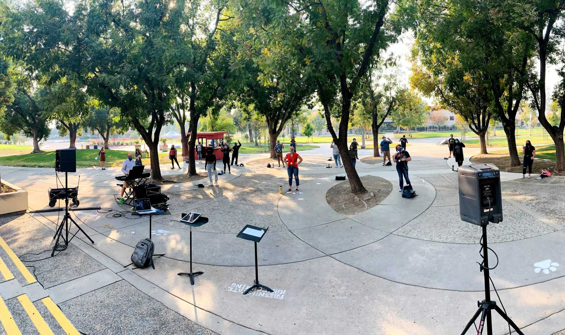 Fresno State’s concert choir class met for in-person instruction last semester while following COVID-19 precautions. (Cari Earnhart/Department of Music)