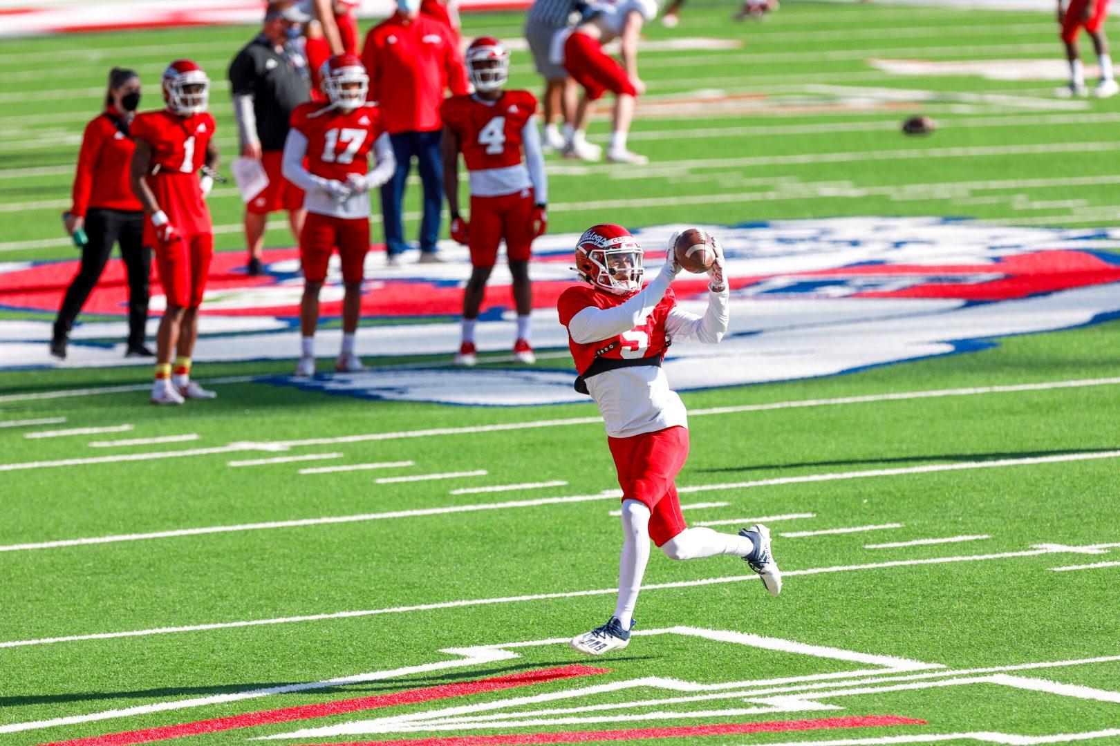 Fresno State wide receiver Jalen Cropper catches the ball during practice No. 4 of their 15 spring practices at Bulldog Stadium on Friday, March 26, 2021. (Vendila Yang/The Collegian)