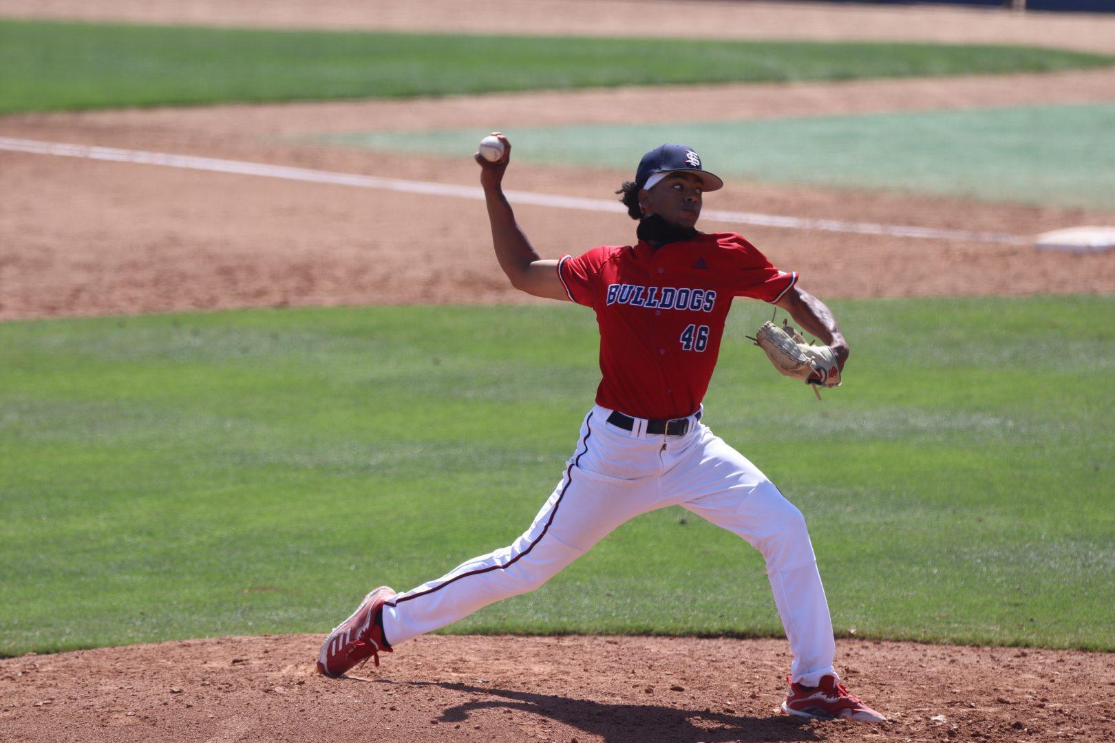 Fresno+State+pitcher+Jamison+Hill+pitches+in+the+fourth+inning+of+the+game+against+San+Diego+State+University+on+April+17%2C+2021%2C+at+Pete+Beiden+field.+%28Kameron+Thorn%2FThe+Collegian%29