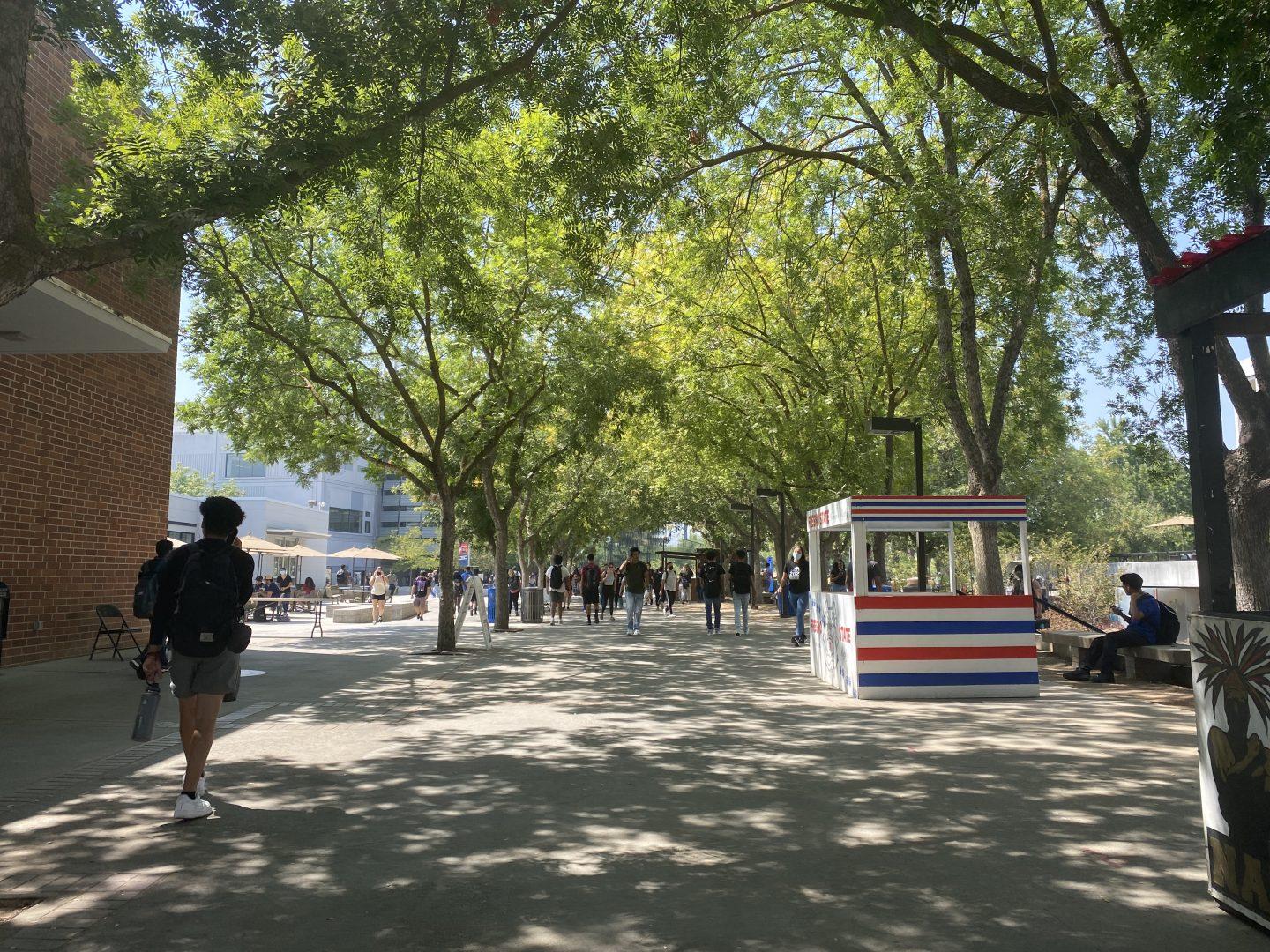 The club pathway across the University Student Union came back to life after nearly 18 months of online learning. (Jannah Geraldo/The Collegian)