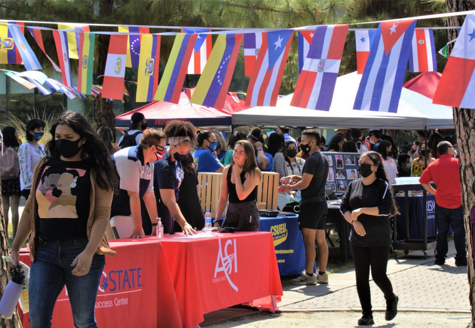 Student clubs and organizations were tabling at the La Bienvenida event on Sept. 16. (Miranda Adams/The Collegian)