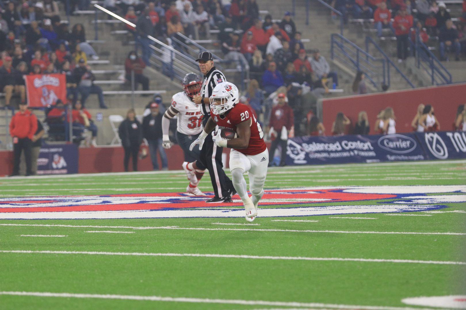 Bulldog running back Ronnie Rivers breaks Fresno States all-time record for rushing touchdowns with 40 total. (Melina Kazanjian/The Collegian)
