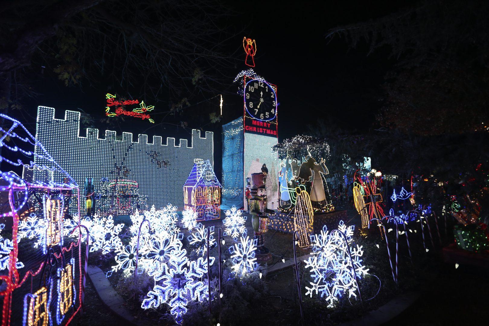 Christmas Tree Lane features a 2-mile display of festive lights. (Larry Valenzuela/The Collegian)