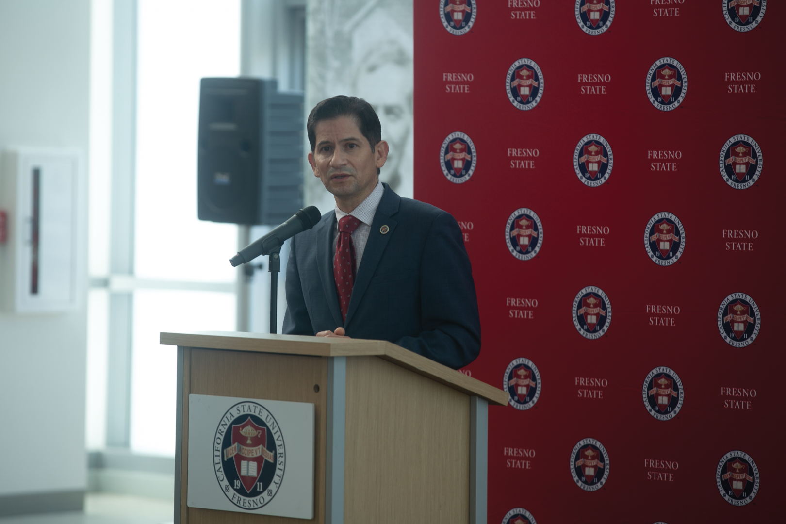 Fresno State President SaÃºl JimÃ©nez-Sandoval answered students questions and concerns in open forum on March 24 at Room 118 of the North Gym Building. (JesÃºs Cano/The Collegian)
