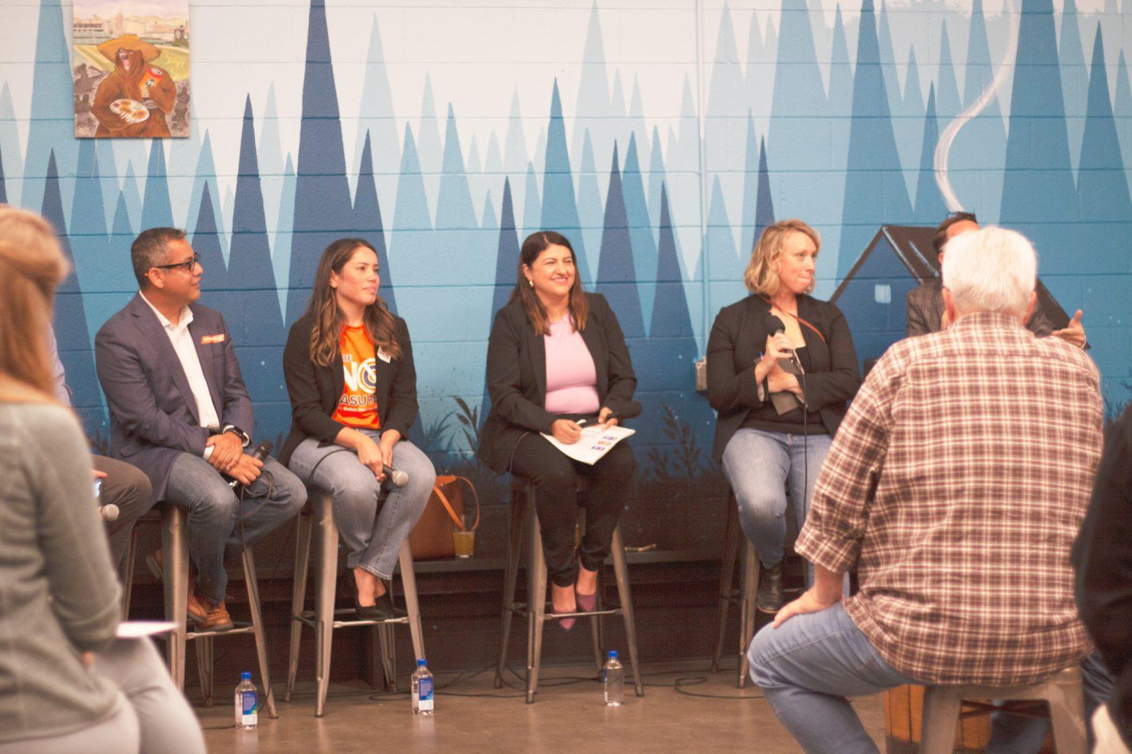 Fresnoland hosted “Ballots and Brews” where local community members, from city council members to local activist, debat-
ed different measures on the 2022 election ballot at Tioga-Sequoia brews on Oct. 18. (Jannah Geraldo/The Collegian)