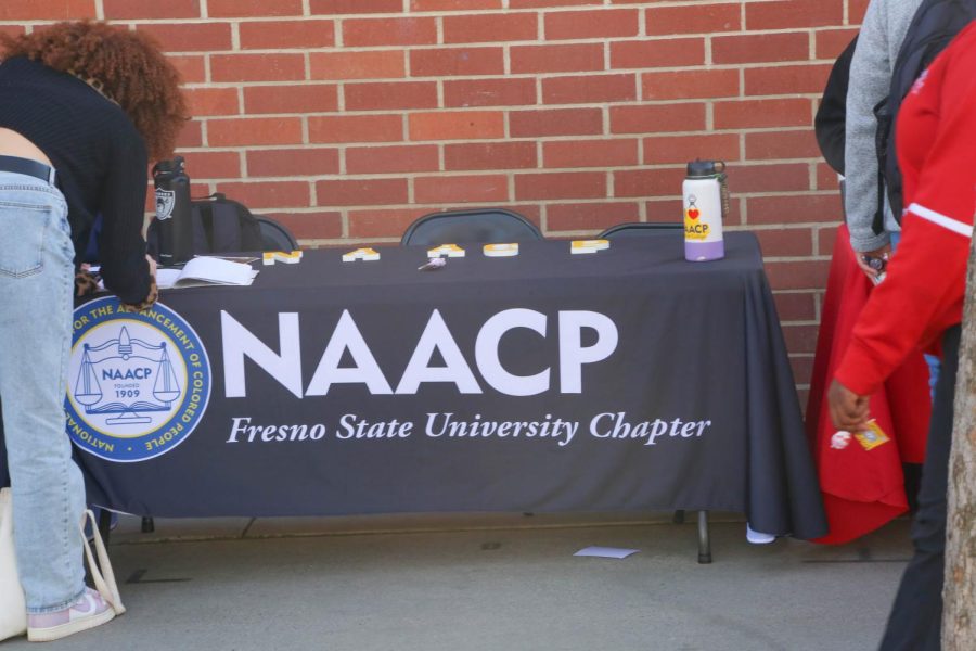 Fresno+State+NAACP+sets+up+booth+at+club+rush+on+Feb.+14+inviting+new+members+and+promoting+its+upcoming+event+the+Black+Excellence+Gala.