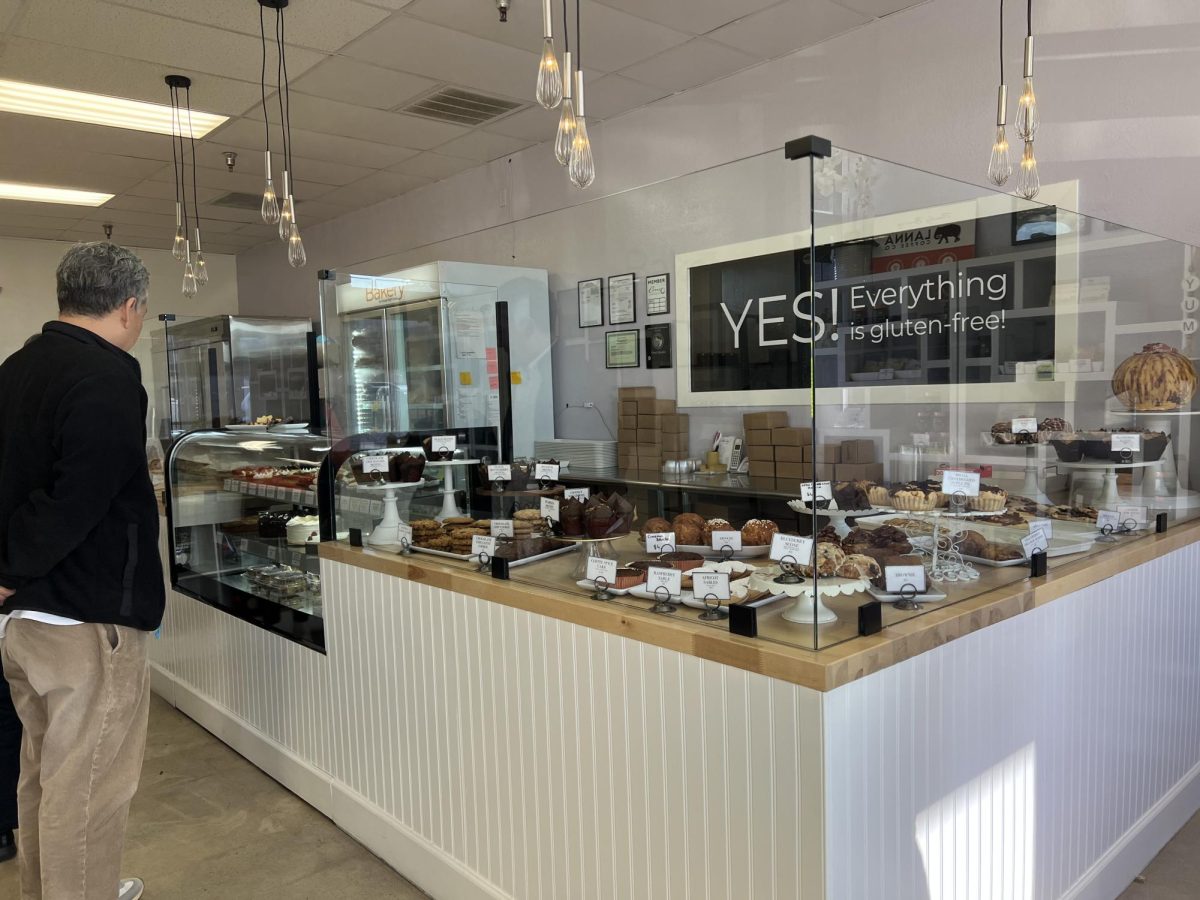 The Bakery by Indulge Right is a gluten-free bakery located on 5096 N West Ave in Fresno.