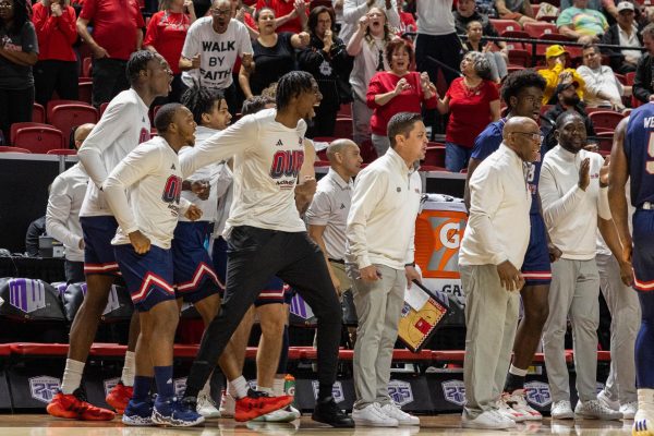 The Fresno State bench cheers at the Thomas & Mack Center on March 13.