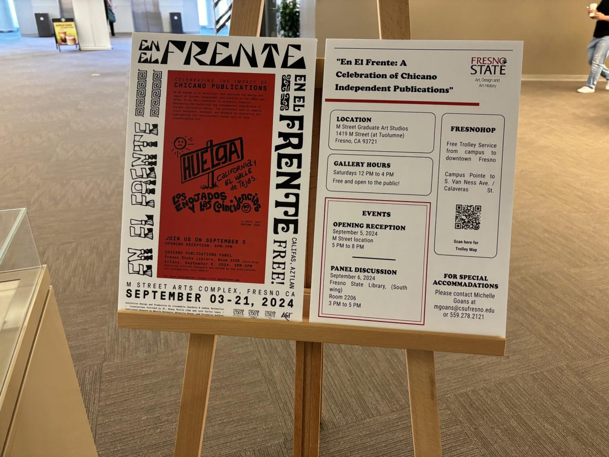 Promotional board for En El Frente panel in the Fresno State Library on Sept. 4, 2024.