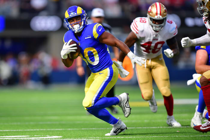 Ronnie Rivers running the ball in a game against San Francisco in 2023. 