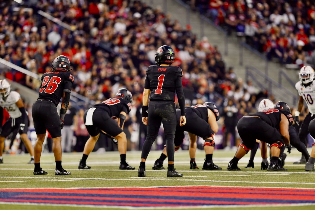 Mikey Keene reading the defense pre-snap in Fresno State's 33-10 victory over San Jose State on Saturday, Oct. 26, at Valley Children's Stadium.