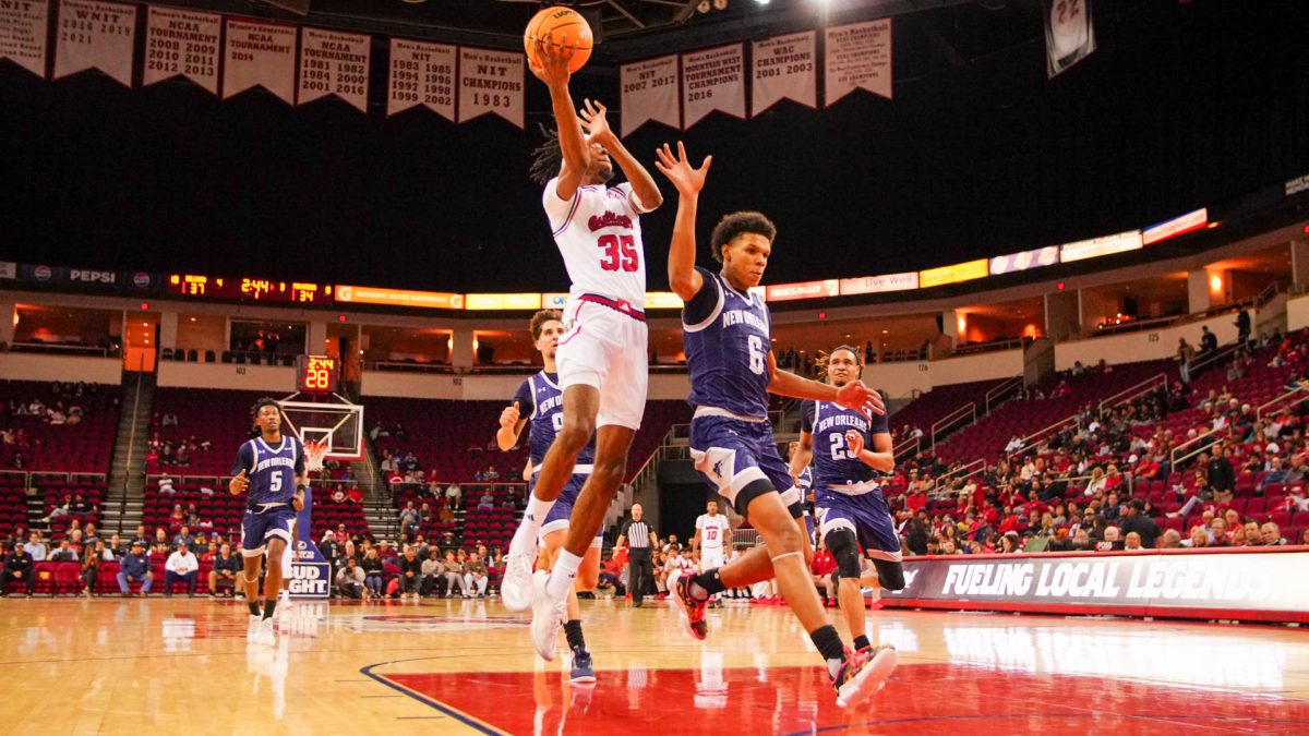 Bulldogs' forward DeShawn Gory goes up for a layup against the New Orleans Privateers on Nov. 21 at the Save Mart Center. Gory finished with 11 points in the Bulldogs' victory over the Privateers.