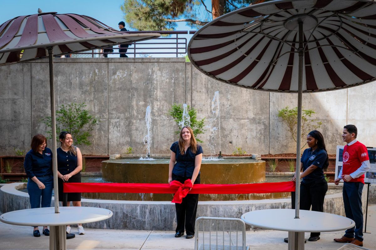 The Craig School of Business fountain ribbon-cutting ceremony on March 18.